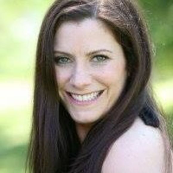 Meet your Posher, Nicole - Picture 1 of 1